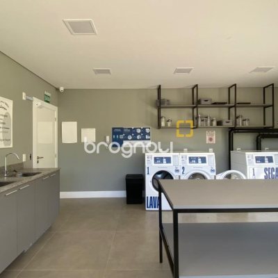 Apartamento com 49m², 1 quarto (sendo 1 suíte), 1 garagem, no bairro Saco Grande em Florianópolis