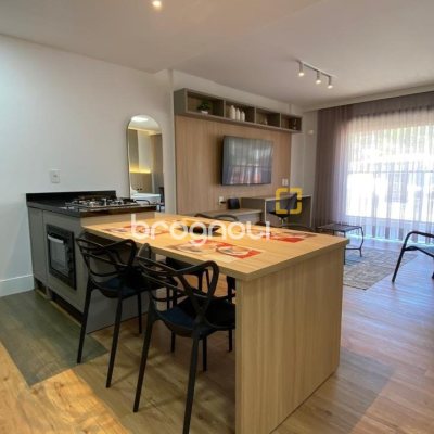 Apartamento com 49m², 1 quarto (sendo 1 suíte), 1 garagem, no bairro Saco Grande em Florianópolis