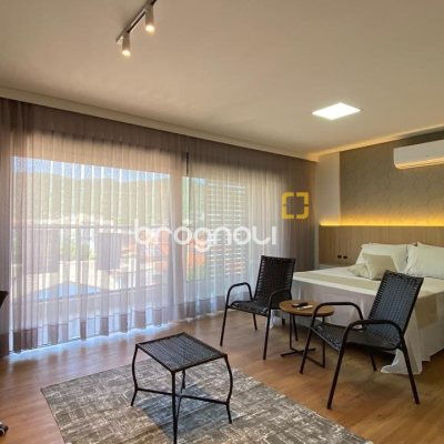 Apartamento com 49m², 1 quarto (sendo 1 suíte), 1 garagem, no bairro Saco Grande em Florianópolis