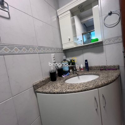Apartamento com 153m², 2 quartos (sendo 1 suíte), 1 garagem, no bairro Kobrasol em São José