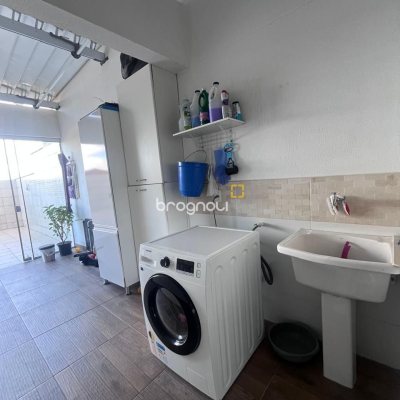 Apartamento com 153m², 2 quartos (sendo 1 suíte), 1 garagem, no bairro Kobrasol em São José