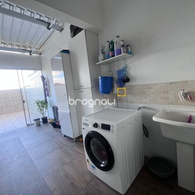 Apartamento com 153m², 2 quartos (sendo 1 suíte), 1 garagem, no bairro Kobrasol em São José