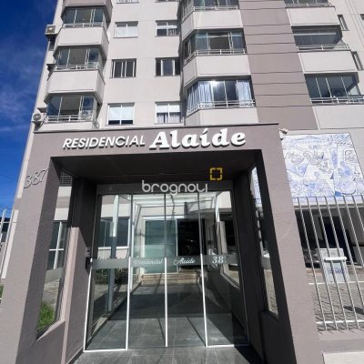 Apartamento com 153m², 2 quartos (sendo 1 suíte), 1 garagem, no bairro Kobrasol em São José