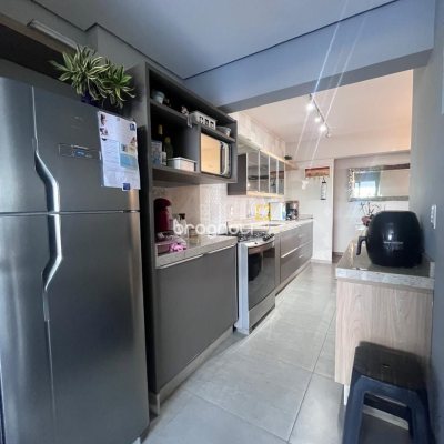Apartamento com 153m², 2 quartos (sendo 1 suíte), 1 garagem, no bairro Kobrasol em São José