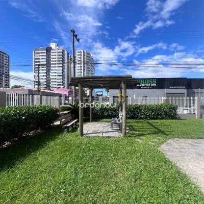 Apartamento com 153m², 2 quartos (sendo 1 suíte), 1 garagem, no bairro Kobrasol em São José