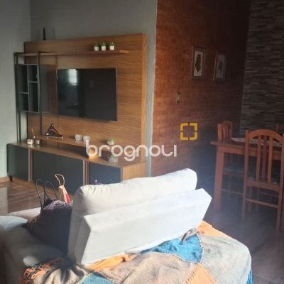 Casa com 95m², 4 quartos (sendo 1 suíte), 1 garagem, no bairro Centro em Florianópolis