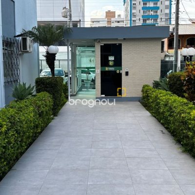 Apartamento com 43m², 2 quartos, 1 garagem, no bairro Estreito em Florianópolis