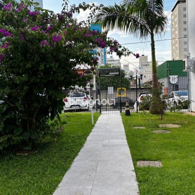 Apartamento com 43m², 2 quartos, 1 garagem, no bairro Estreito em Florianópolis