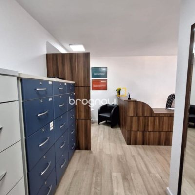 Sala com 95m², 1 garagem, no bairro Centro em Florianópolis