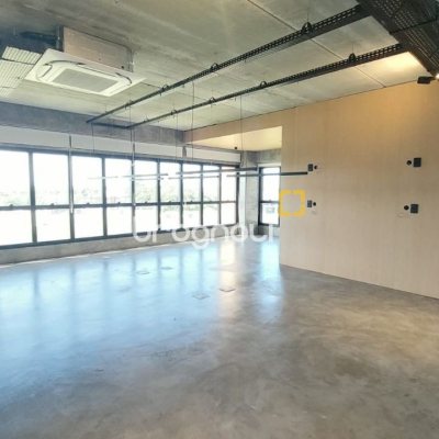 Sala com 136m², 1 garagem, no bairro Campeche em Florianópolis