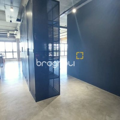 Sala com 136m², 1 garagem, no bairro Campeche em Florianópolis