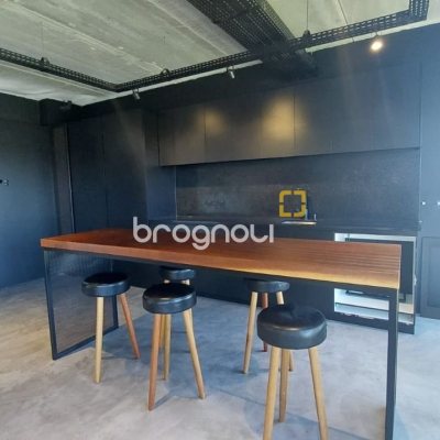 Sala com 136m², 1 garagem, no bairro Campeche em Florianópolis