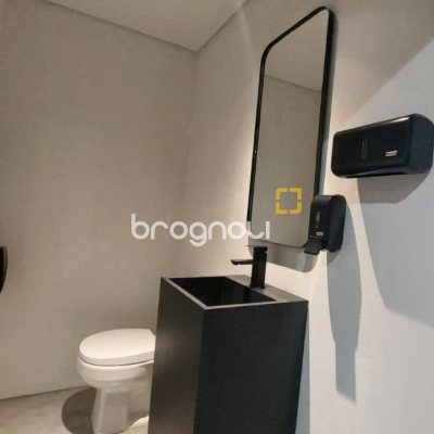 Sala com 136m², 1 garagem, no bairro Campeche em Florianópolis
