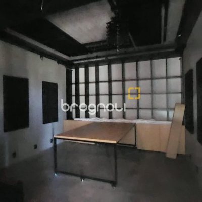 Sala com 136m², 1 garagem, no bairro Campeche em Florianópolis
