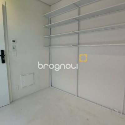 Sala com 136m², 1 garagem, no bairro Campeche em Florianópolis
