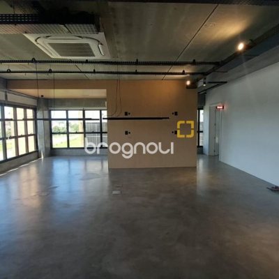 Sala com 136m², 1 garagem, no bairro Campeche em Florianópolis