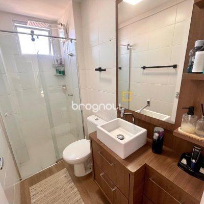 Apartamento com 57m², 2 quartos, 1 garagem, no bairro Barreiros em São José
