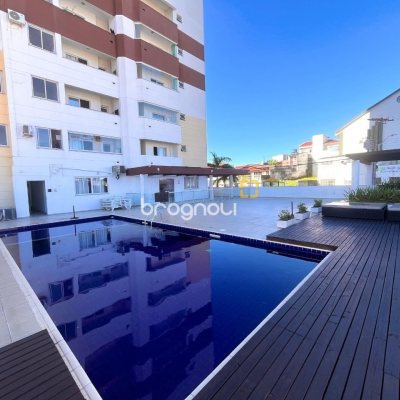 Apartamento com 57m², 2 quartos, 1 garagem, no bairro Barreiros em São José