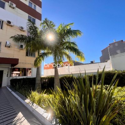 Apartamento com 57m², 2 quartos, 1 garagem, no bairro Barreiros em São José