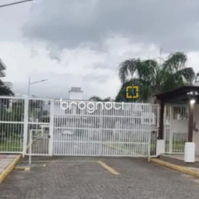 Casa com 278m², 5 quartos (sendo 2 suítes), 4 garagens, no bairro Campeche em Florianópolis