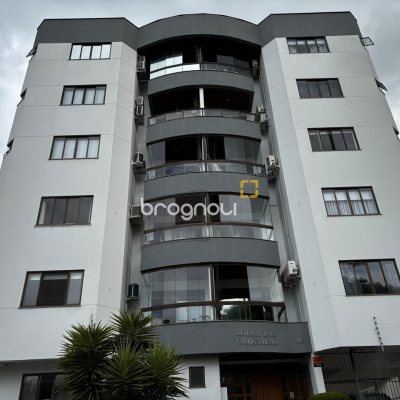 Apartamento com 85m², 3 quartos (sendo 1 suíte), 2 garagens, no bairro Coqueiros em Florianópolis
