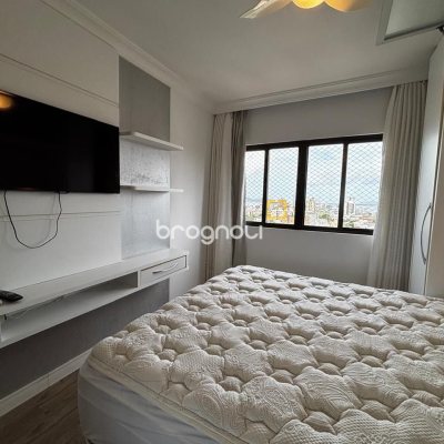 Apartamento com 85m², 3 quartos (sendo 1 suíte), 2 garagens, no bairro Coqueiros em Florianópolis