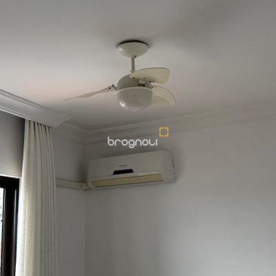 Apartamento com 85m², 3 quartos (sendo 1 suíte), 2 garagens, no bairro Coqueiros em Florianópolis