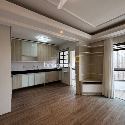 Apartamento com 85m², 3 quartos (sendo 1 suíte), 2 garagens, no bairro Coqueiros em Florianópolis