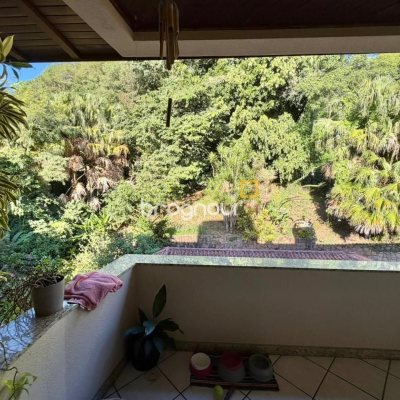 Apartamento com 49m², 1 quarto, 1 garagem, no bairro Jurerê em Florianópolis