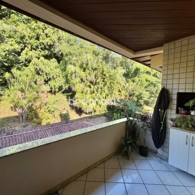 Apartamento com 49m², 1 quarto, 1 garagem, no bairro Jurerê em Florianópolis