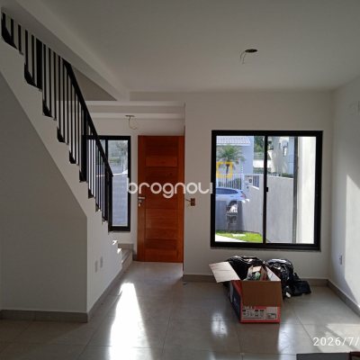 Casa com 72m², 2 quartos (sendo 2 suítes), 1 garagem, no bairro Areias em São José