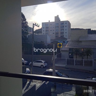 Casa com 72m², 2 quartos (sendo 2 suítes), 1 garagem, no bairro Areias em São José