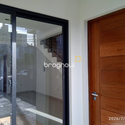 Casa com 72m², 2 quartos (sendo 2 suítes), 1 garagem, no bairro Areias em São José