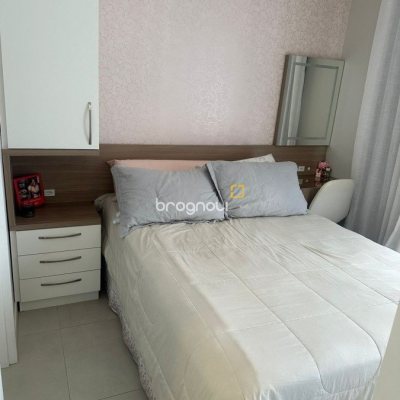 Apartamento com 71m², 1 quarto, 1 garagem, no bairro Carvoeira em Florianópolis