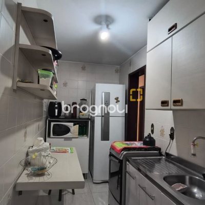 Apartamento com 65m², 3 quartos, 1 garagem, no bairro Kobrasol em São José