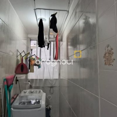 Apartamento com 65m², 3 quartos, 1 garagem, no bairro Kobrasol em São José