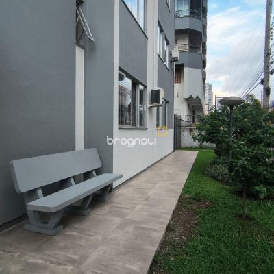 Apartamento com 65m², 3 quartos, 1 garagem, no bairro Kobrasol em São José