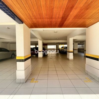 Apartamento com 131m², 3 quartos (sendo 2 suítes), 1 garagem, no bairro Campinas em São José