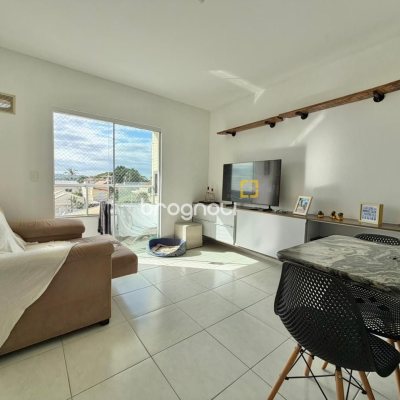 Apartamento com 63m², 2 quartos, 1 garagem, no bairro Forquilhas em São José
