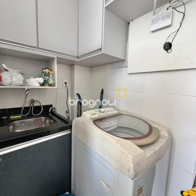 Apartamento com 63m², 2 quartos, 1 garagem, no bairro Forquilhas em São José