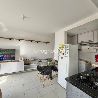 Apartamento com 63m², 2 quartos, 1 garagem, no bairro Forquilhas em São José