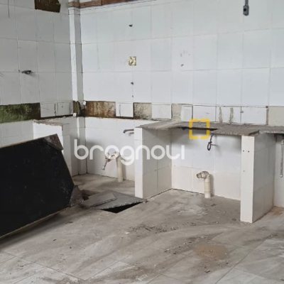 Galpão com 500m², no bairro Jardim Atlântico em Florianópolis