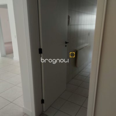 Apartamento com 61m², 2 quartos, 1 garagem, no bairro Itacorubi em Florianópolis