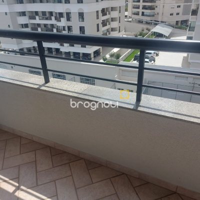 Apartamento com 61m², 2 quartos, 1 garagem, no bairro Itacorubi em Florianópolis