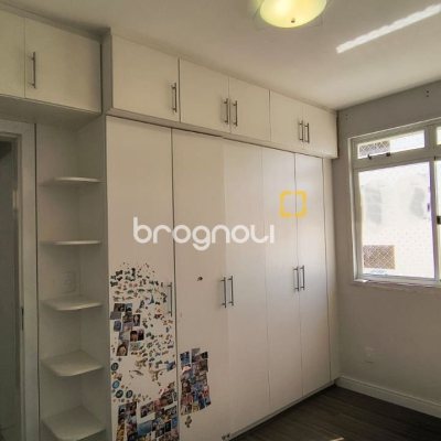 Apartamento com 81m², 2 quartos (sendo 1 suíte), 1 garagem, no bairro Coqueiros em Florianópolis