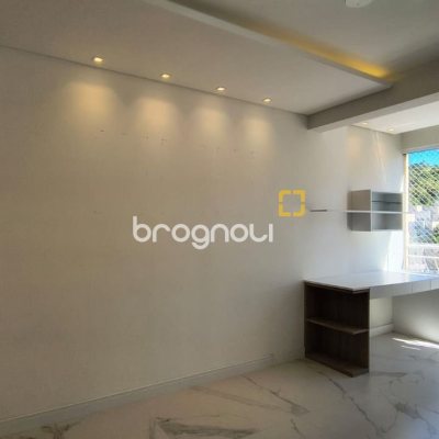 Apartamento com 81m², 2 quartos (sendo 1 suíte), 1 garagem, no bairro Coqueiros em Florianópolis
