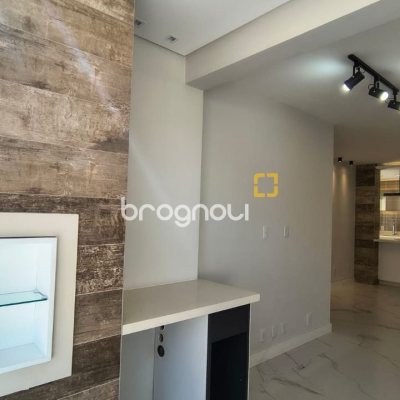 Apartamento com 81m², 2 quartos (sendo 1 suíte), 1 garagem, no bairro Coqueiros em Florianópolis