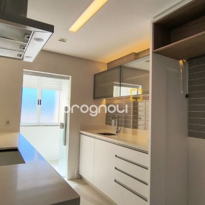 Apartamento com 81m², 2 quartos (sendo 1 suíte), 1 garagem, no bairro Coqueiros em Florianópolis