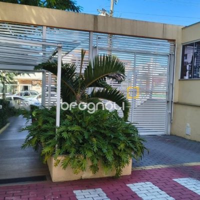 Apartamento com 81m², 2 quartos (sendo 1 suíte), 1 garagem, no bairro Coqueiros em Florianópolis