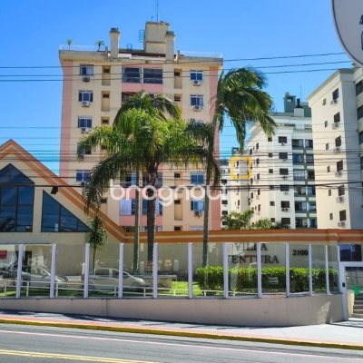 Apartamento com 81m², 2 quartos (sendo 1 suíte), 1 garagem, no bairro Coqueiros em Florianópolis